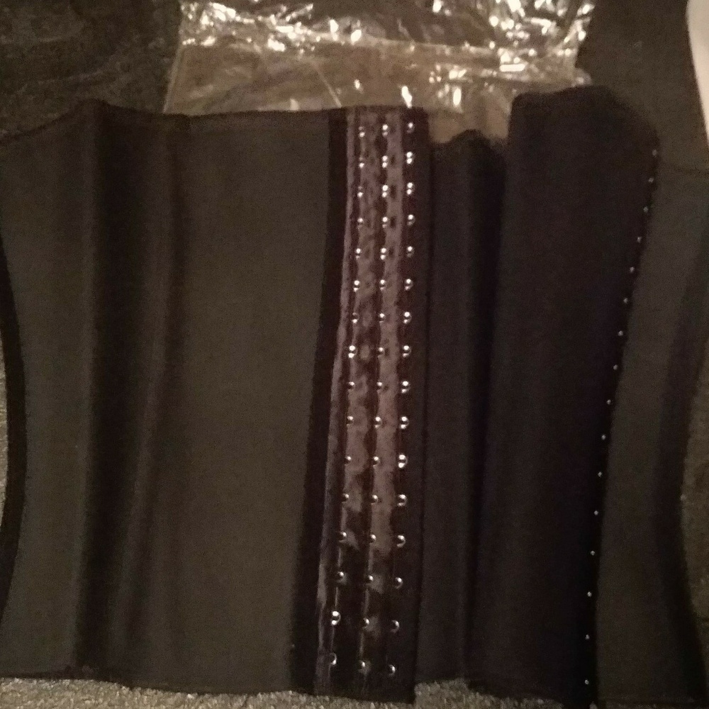 Waist trainers